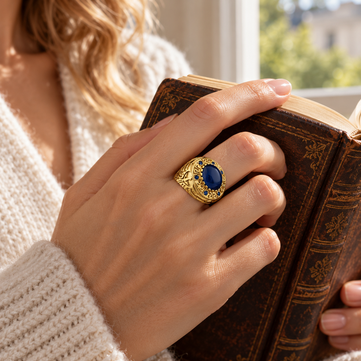 💍 Vintage Statement | Oval Gemstone Signet Ring | Romantic Gift with Regal Charm