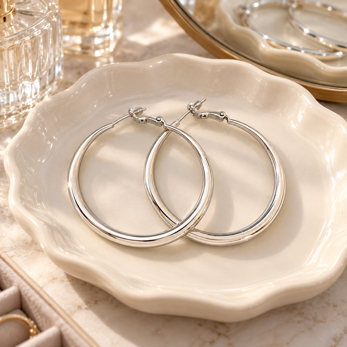 ⚪ Hoop Earrings | Silver-Tone Metal | Daily Wear | Minimalist Lovers | Geometric C-Hoop