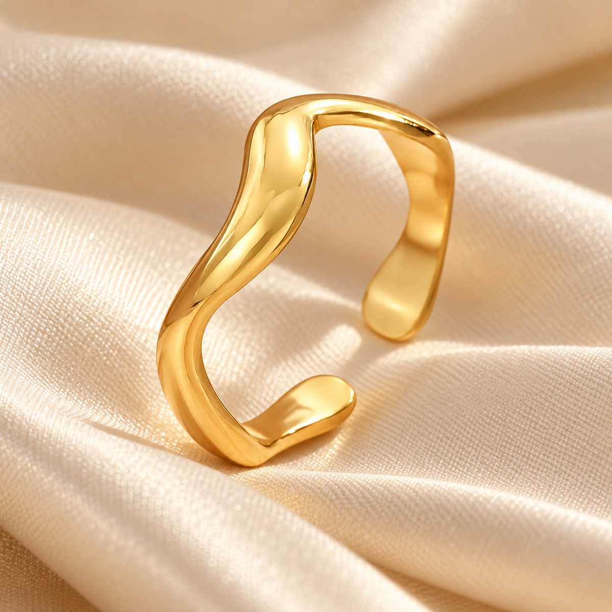 〰️ Wave Ring | Gold-Tone Metal | Daily Wear | Minimalist Lovers | Sculptural Curve