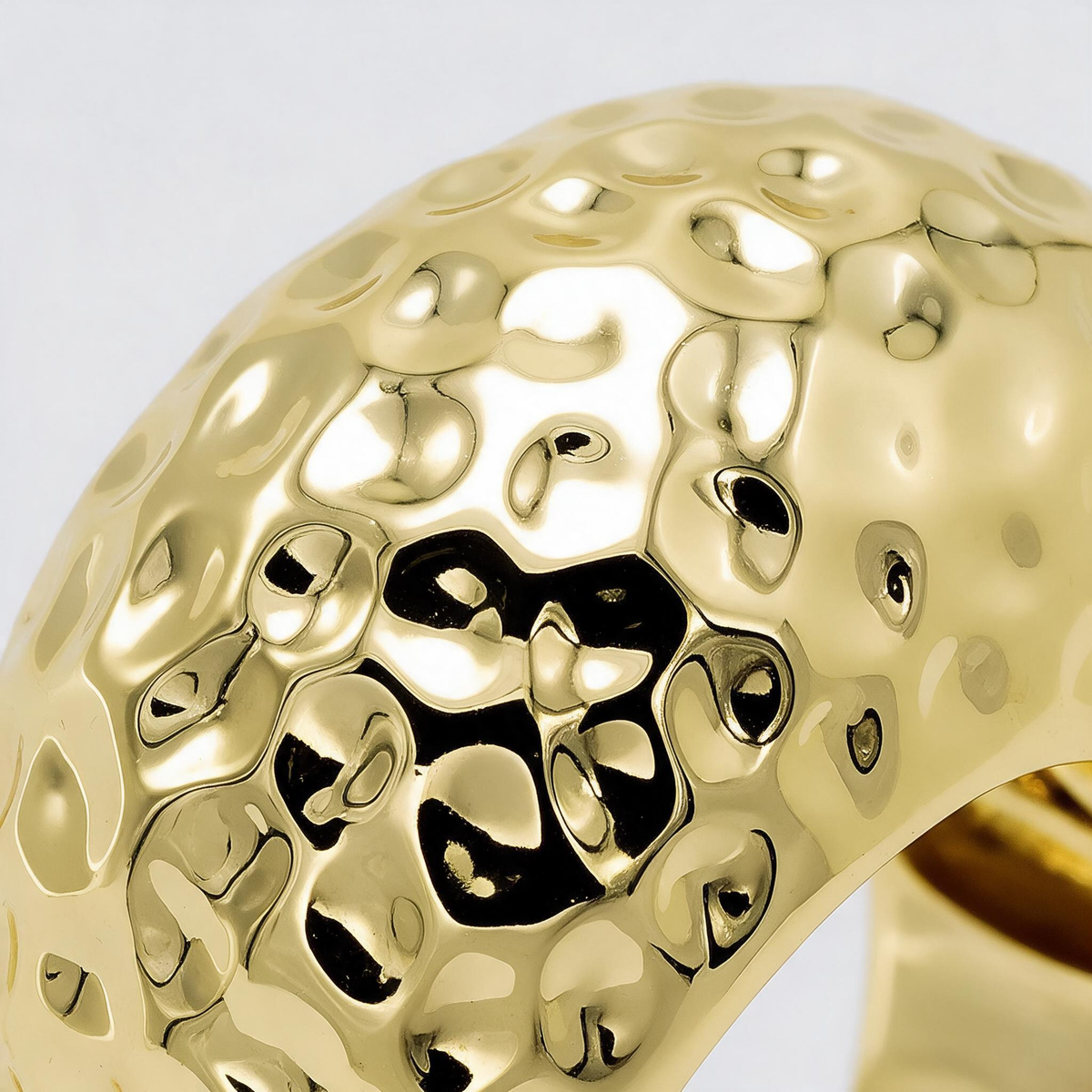 ✨ Cocktail Ring | Hammered Gold-Tone | Everyday Elegance for Her