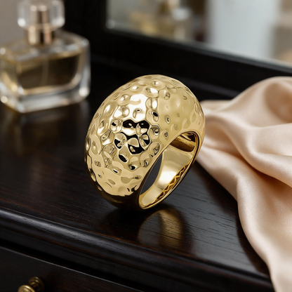 ✨ Cocktail Ring | Hammered Gold-Tone | Everyday Elegance for Her